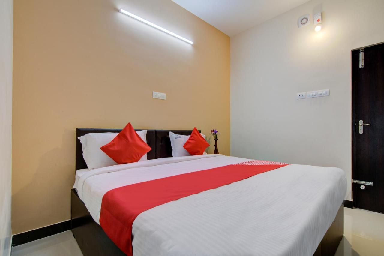 Oyo Flagship 24147 Royal Stay Singānallūr Esterno foto